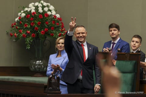 To już oficjalne! Karol Nawrocki został prezydentem Polski. Co powiedział podczas orędzia? - 4