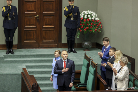 To już oficjalne! Karol Nawrocki został prezydentem Polski. Co powiedział podczas orędzia? - 6