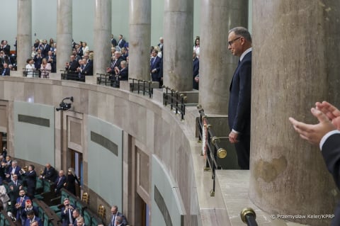 To już oficjalne! Karol Nawrocki został prezydentem Polski. Co powiedział podczas orędzia? - 7