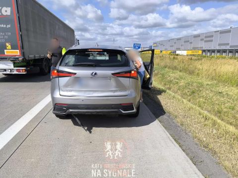 Mnóstwo utrudnień na autostradzie A4. Trzy pojazdy zderzyły się też na AOW [ZDJĘCIA] - 1