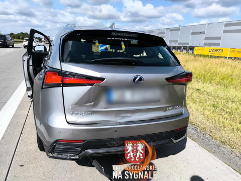 Mnóstwo utrudnień na autostradzie A4. Trzy pojazdy zderzyły się też na AOW [ZDJĘCIA] - 4