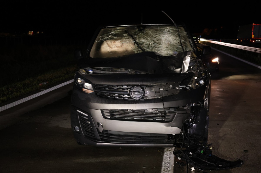 Śmiertelne potrącenie pieszego na autostradzie A4. Kierowcy stali w ogromnych korkach - Do dramatycznego wypadku doszło na autostradzie A4 w kierunku Wrocławia. 