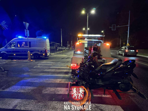Pijany motocyklista spowodował wypadek i trafił do szpitala. Miał ponad dwa promile [ZDJĘCIA] - 3