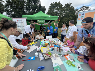Rośliny za elektrośmieci. Ekologiczny piknik przyciąga tłumy