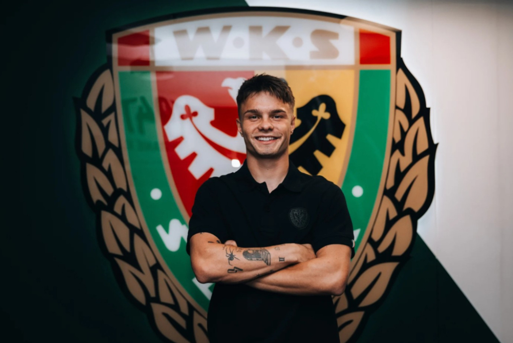 Z Puszczy Niepołomice do Wrocławia. Śląsk wypożyczył Antoniego Klimka - Antoni Klimek - nowy piłkarz Śląska Wrocław