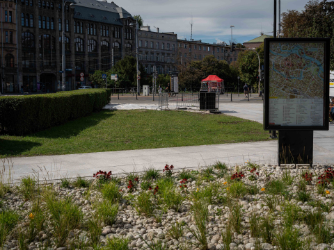 Remont wejścia na Promenadę Staromiejską. Jak mieszkańcy Wrocławia oceniają zmiany? - 0