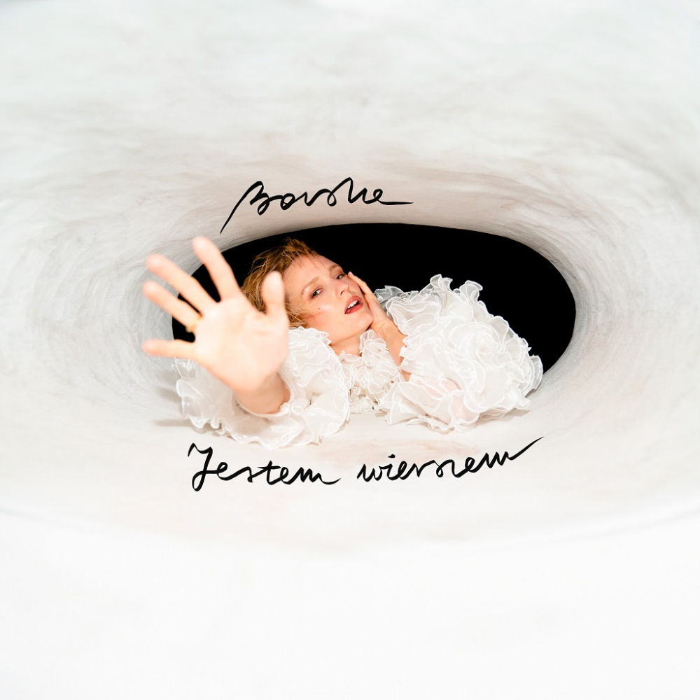 BOVSKA: Jestem wierszem - BOVSKA