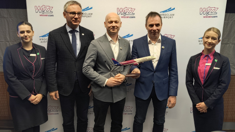 Nowe kierunki lotów z Wrocławia. Polecimy na Islandię, Gran Canarię czy Bałkany - 1