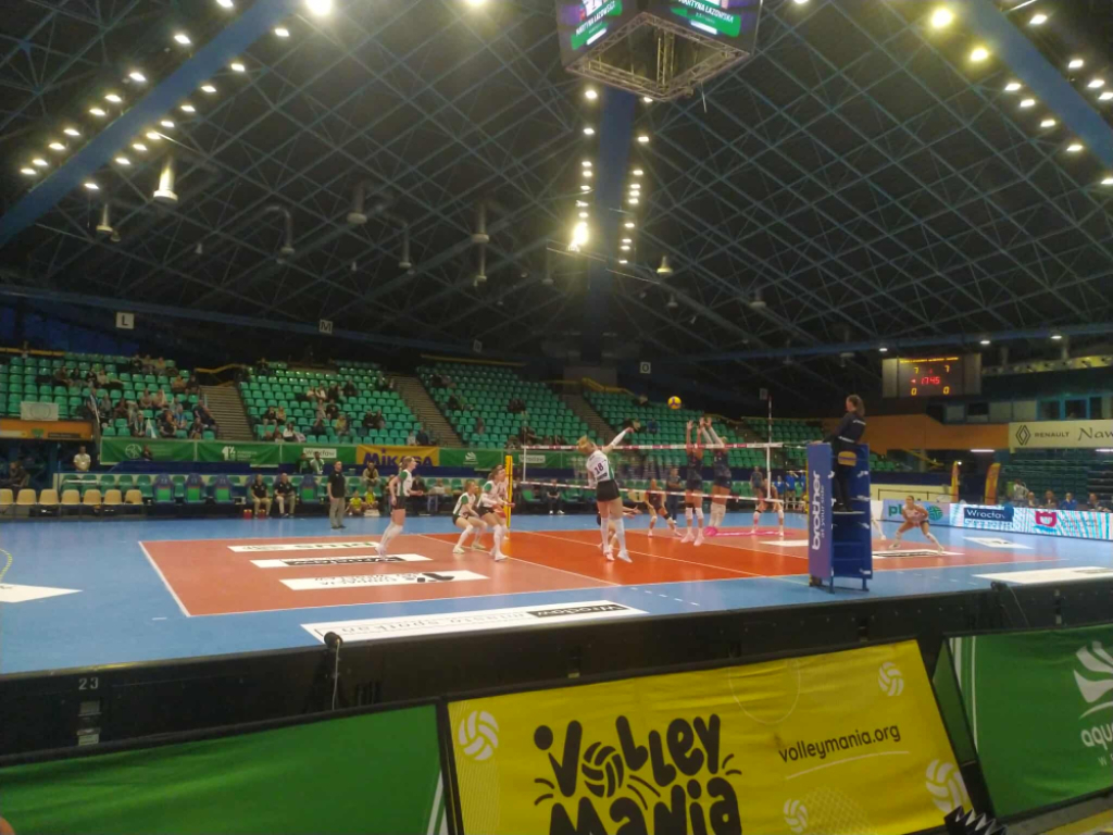 Pewna wygrana siatkarek Volley - Udana inauguracja siatkarek Volley Wrocław
