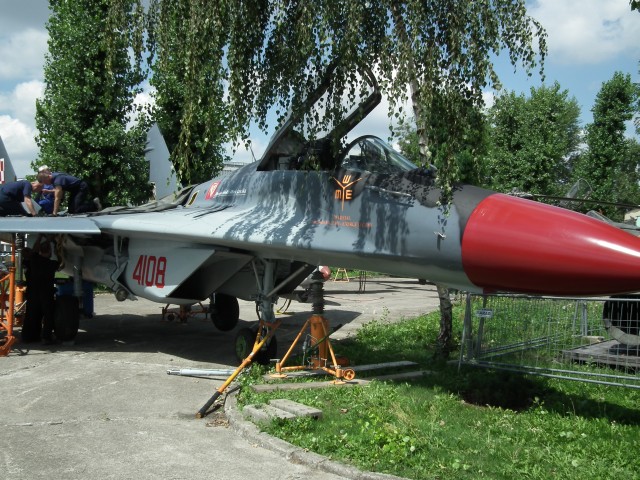 MIG- 29 na uczelni (ZOBACZ) - 23