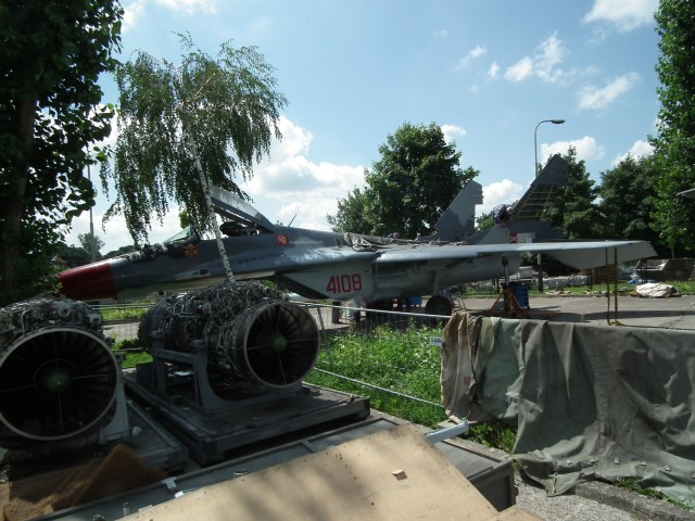 MIG- 29 na uczelni (ZOBACZ) - 18