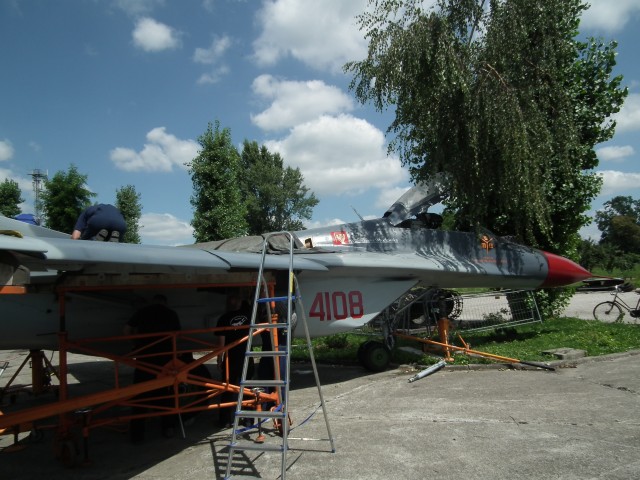 MIG- 29 na uczelni (ZOBACZ) - 11