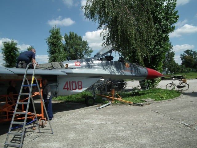 MIG- 29 na uczelni (ZOBACZ) - 1