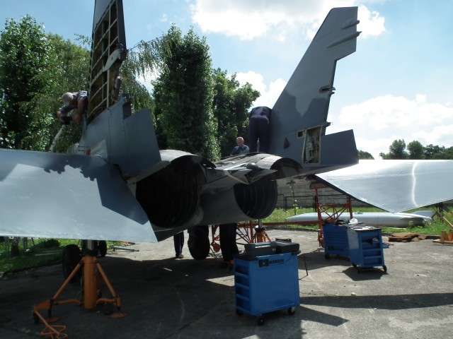MIG- 29 na uczelni (ZOBACZ) - 7