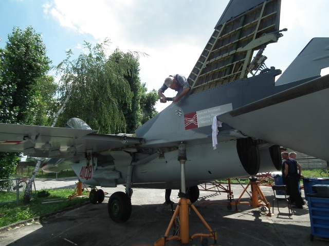 MIG- 29 na uczelni (ZOBACZ) - 6