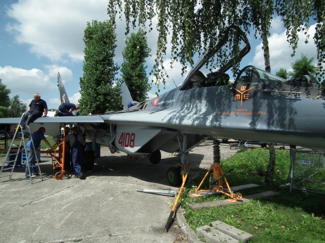 MIG- 29 na uczelni (ZOBACZ) - 14