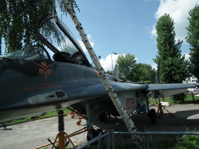 MIG- 29 na uczelni (ZOBACZ) - 22