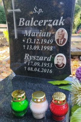 Zawodniczki i zawodnicy Akademii Śląska odwiedzili groby zasłużonych dla WKS-u - 1