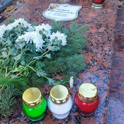 Zawodniczki i zawodnicy Akademii Śląska odwiedzili groby zasłużonych dla WKS-u - 3