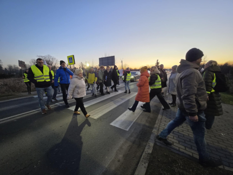 Protest po tragicznym wypadku w Strzegomiu. Były utrudnienia na drodze krajowej numer 5 - 2