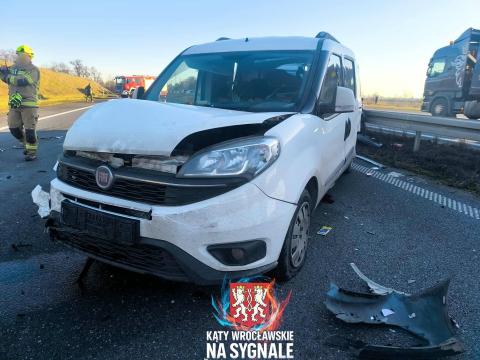 Wypadek na A4 pod Wrocławiem. Trzy auta zderzyły się w Starym Śleszowie [AKTUALIZACJA] - 5