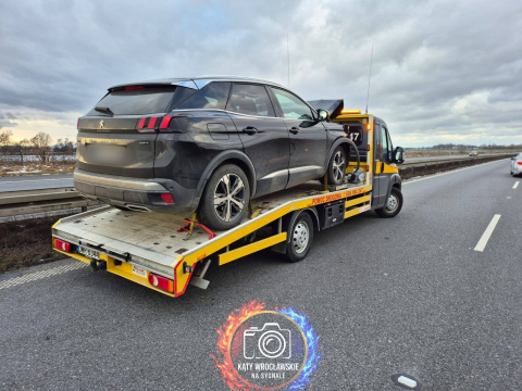 Karambol na autostradzie A4. Pod Wrocławiem zderzyło się 5 pojazdów [ZDJĘCIA] - 1