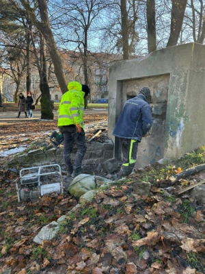 "Nie spełniają żadnych norm". Legnickie schrony należące do miasta nie nadają się do wykorzystania [ZDJĘCIA] - 1