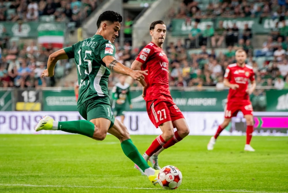 Derby w Legnicy. Miedź zagra ze Śląskiem Wrocław - W rundzie jesiennej Śląsk pokonał Miedź 3:1.