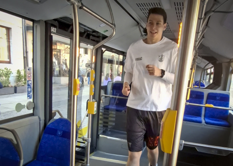 Półmaraton przebiegnięty... w autobusie. Jedyna taka akcja we Wrocławiu - 0