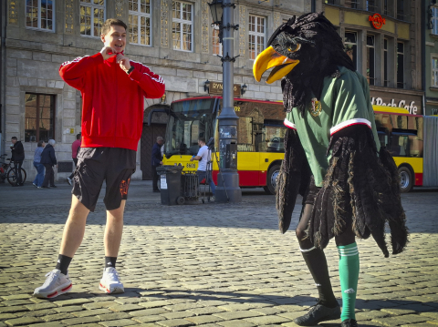Półmaraton przebiegnięty... w autobusie. Jedyna taka akcja we Wrocławiu - 2