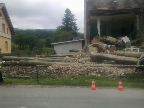 Dom w Kamionkach do rozbiórki? - 0
