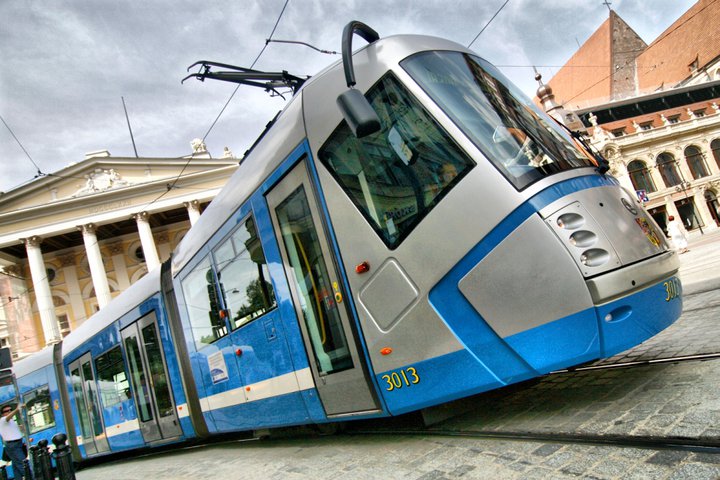 Autobusy i tramwaje (Zobacz zdjęcia) - 0