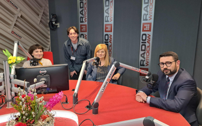 R&oacute;żne punkty słyszenia: "Pan Tadeusz" i przyszłość lektur w polskich szkołach