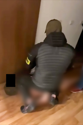 Kolejne uderzenie służb w gang sutenerów. Zatrzymano 10 członków grupy przestępczej - 0