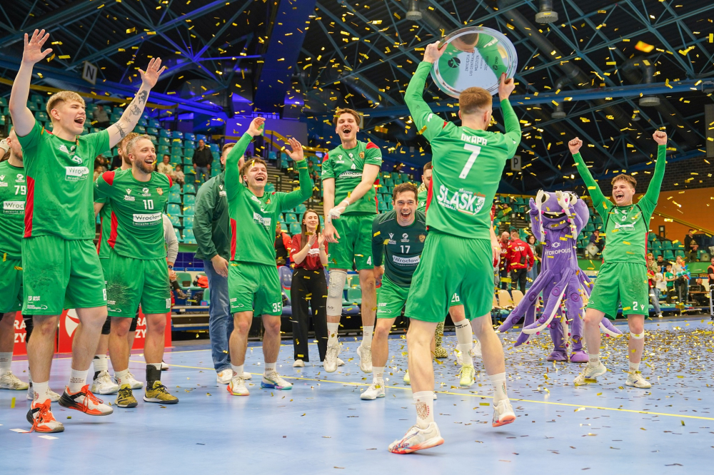 Szczypiorniści Śląska Wrocław wracają do Superligi! Wygrana na koniec sezonu - Szczypiorniści Śląska wracają do Superligi!