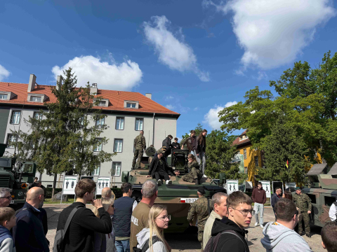 Czołgi, roboty i symulatory. Tak wyglądał dzień otwarty w Akademii Wojsk Lądowych - 0
