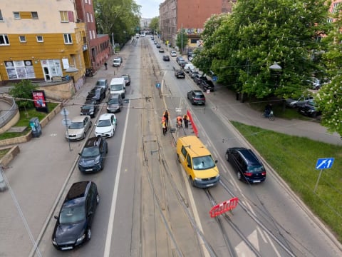 Wykolejenie tramwaju w centrum Wrocławia. Naprawa torowiska przedłużyła się do piątku - 3
