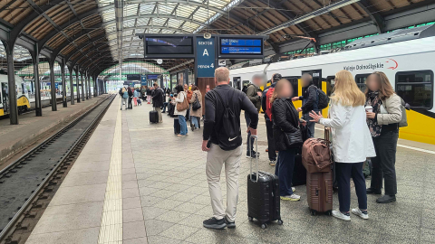 30 odwołanych pociągów i duże opóźnienia. Poważna awaria na kolei we Wrocławiu - 1