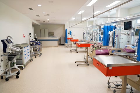 Wrocławska kardiologia z nowym sprzętem. Ten oddział jest unikalny w skali całej Europy - 2