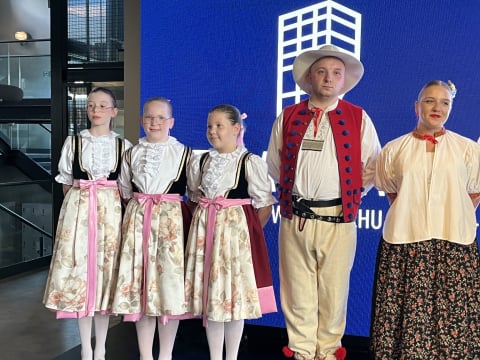 Zobaczcie premierowy teledysk Zespołu Pieśni i Tańca Wałbrzych - 1