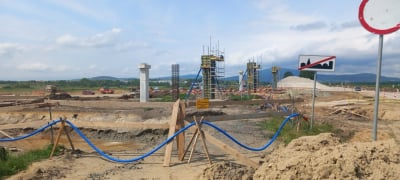 Pierwszym odcinkiem S8 z Wrocławia do Kłodzka pojedziemy już w przyszłym roku. Tak idą pracę. [ZDJĘCIA]