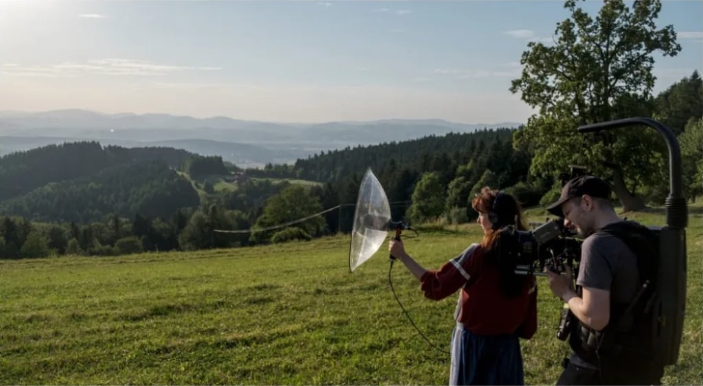 „Jak żyć umierając i nie umrzeć żyjąc”. Nowy film Jagody Szelc to adaptacja nagradzanej prozy