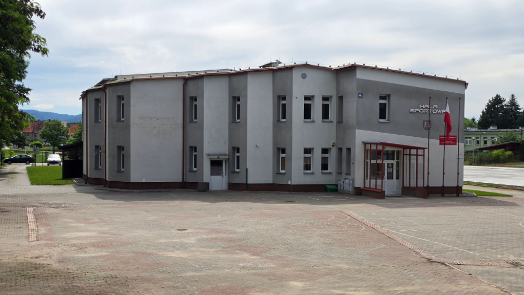 Nowa stacja pogotowia na Dolnym Śląsku. Skróci czas dojazdu karetki nawet o połowę - Stacja ZRM zostanie zlokalizowana w budynku hali sportowej przy szkole podstawowej nr 1.