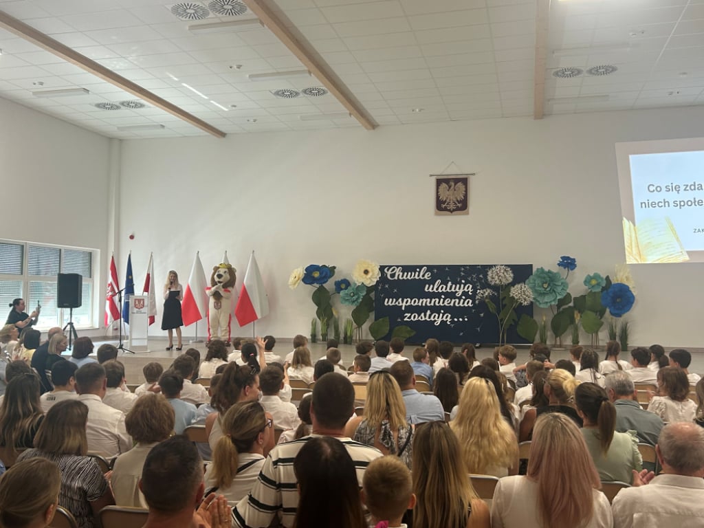 Wojewódzkie zakończenie roku szkolnego odbyło się w Zespole Szkolno-Przedszkolnym w Krzeptowie