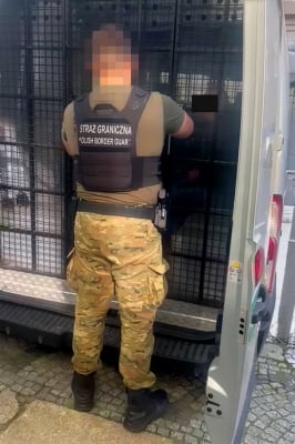 Wykorzystali blisko 100 kobiet, zarobili nawet milion złotych. Gang sutenerów rozbity - 0