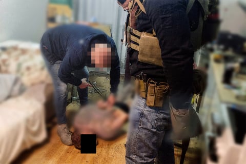 Wykorzystali blisko 100 kobiet, zarobili nawet milion złotych. Gang sutenerów rozbity - 4