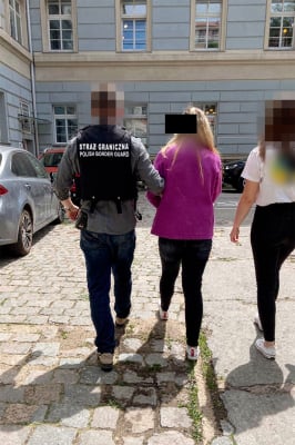 Wykorzystali blisko 100 kobiet, zarobili nawet milion złotych. Gang sutenerów rozbity - 6