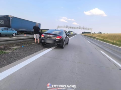 Karambol na autostradzie A4. Jedna osoba ranna, trasa w stronę Wrocławia była zablokowana [ZDJĘCIA] - 10
