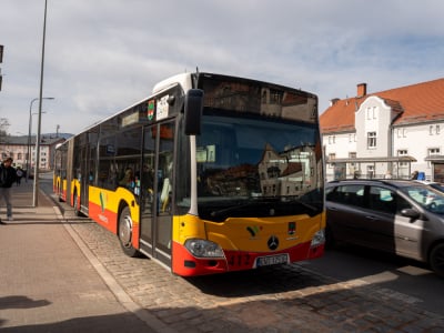 Komunikacja Aglomeracji Wałbrzyskiej się sypie? Gminy rezygnują z miejskich autobus&oacute;w