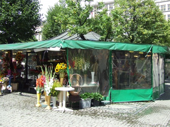 Kwiaciarki z centrum walczą o miejsce - 4